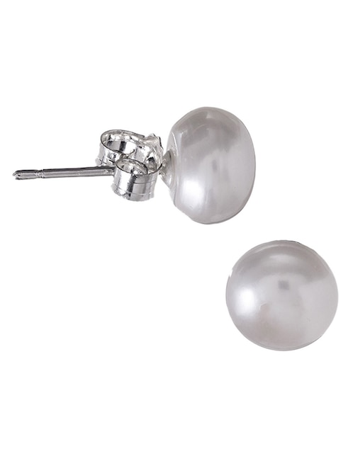 Aretes con acabado brillante perla 1
