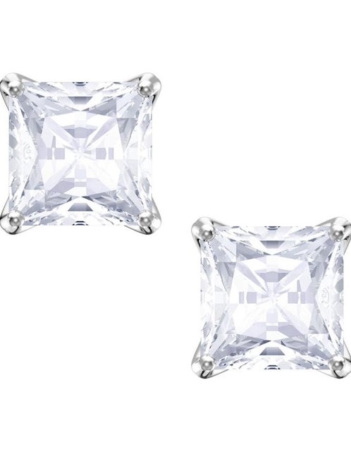 Aretes Swarovski con acabado brillante