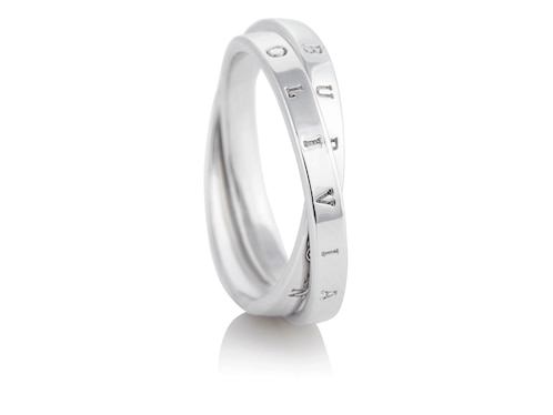 Anillo Olivia Burton pulido