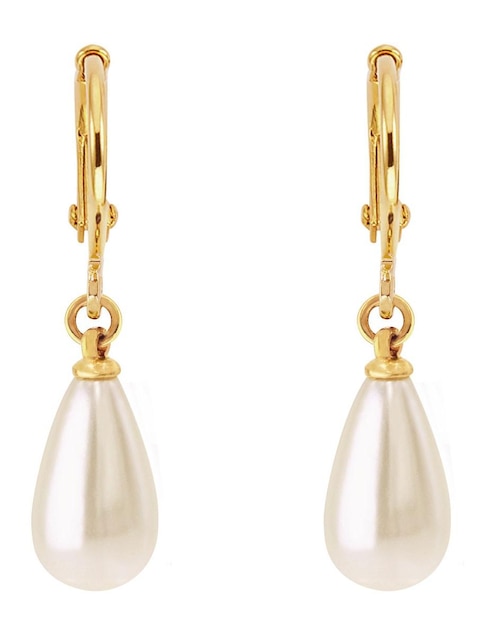 Aretes Carré con acabado brillante perla