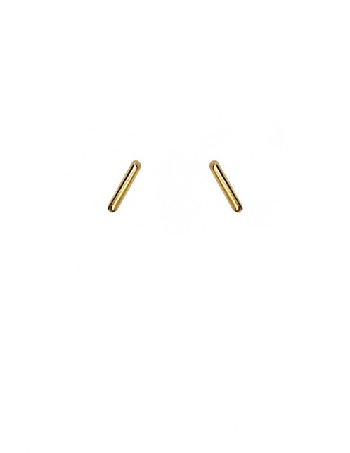 Aretes de oro con acabado brillante