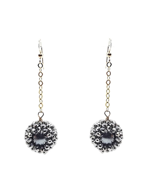 Aretes con acabado brillante perla 1