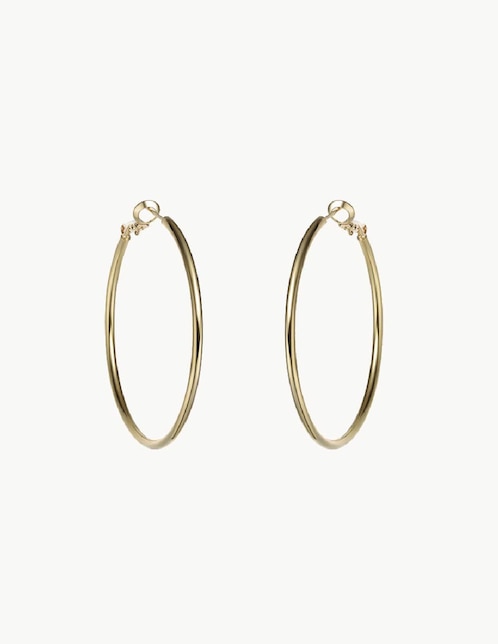 Arracadas Classic con acabado baño de oro 1