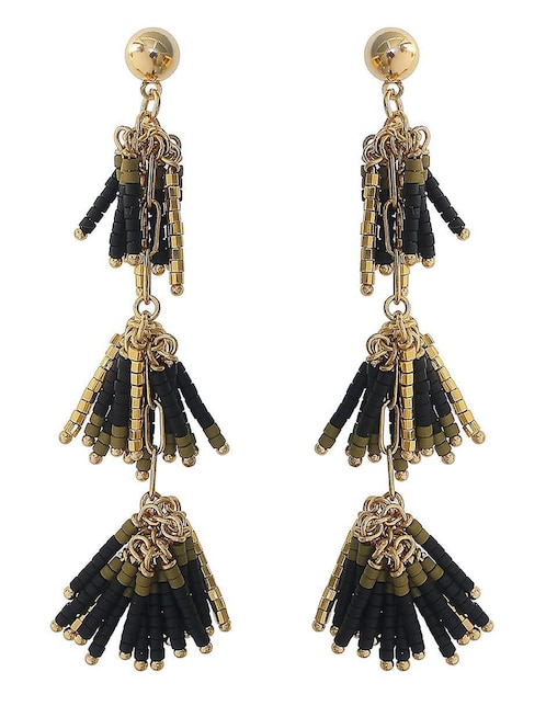Aretes de borla Sofia Blum con acabado chapa de oro