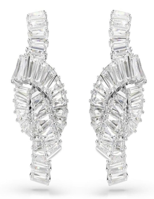 Aretes cuadrados Swarovski con acabado brillante