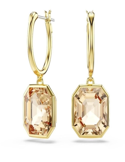 Aretes cuadrados Swarovski con acabado brillante