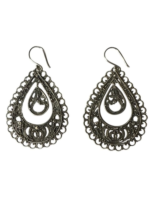 Aretes largos de gota Carana de plata P 925 con acabado plateado
