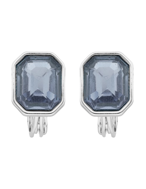 Aretes cortos cuadrados Breezy con acabado pavé 1