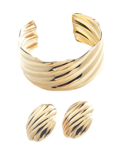 Aretes y pulsera Yoiko Ondra