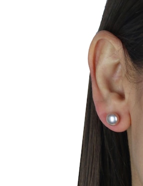 Aretes Anthony Vincent con acabado brillante perla