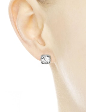 Aretes Pandora de plata con acabado brillante circonita