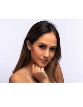 Broqueles Luckyly con acabado brillante zirconia