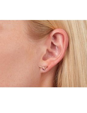 Aretes Olivia Burton de plata con acabado pavé