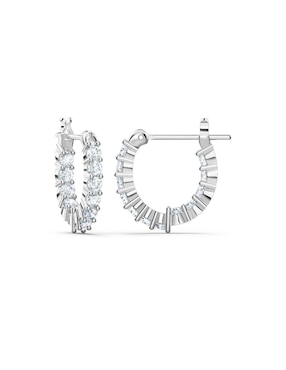 Aretes Swarovski con acabado brillante