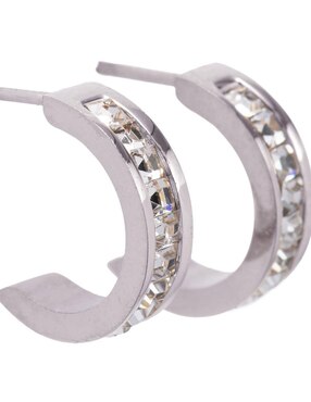 Aretes Luckyly con acabado brillante zirconia