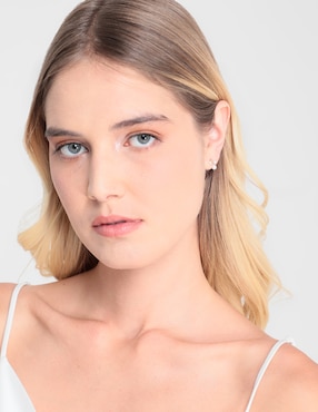 Aretes Amor de oro con acabado pavé zirconia