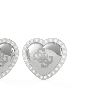 Aretes de corazón Guess con acabado plateado
