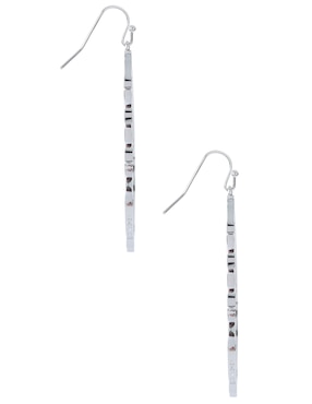 Aretes Kendra Scott con acabado brillante