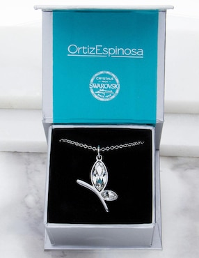 Collar con dije de mariposa Ortiz Espinosa cristal