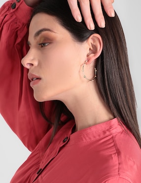 Arracadas Kendra Scott Haven con acabado brillante