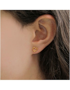 Broqueles de corazón Parisa Joyería con acabado baño de oro zirconia