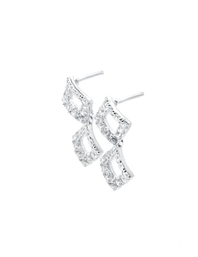 Aretes Sofia Blum de plata P 925 con acabado plateado zirconia