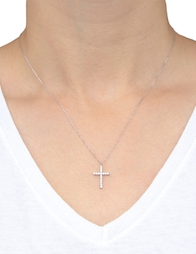 Collar de cruz Artre Estacional de plata P 925