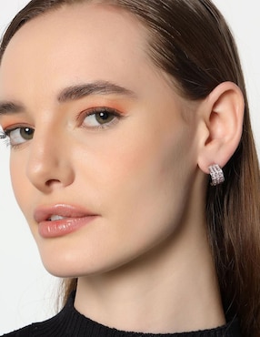 Aretes redondos Ocean Heart con acabado brillante cristal