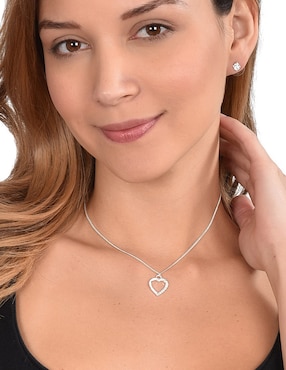 Aretes y collar de corazón Nine West
