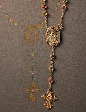 Collar ovalado Apodemia de baño de oro 18 K