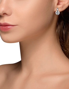 Aretes redondos Givenchy con acabado brillante cristal