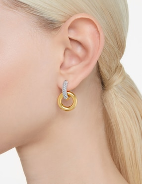 Aretes Swarovski con acabado brillante
