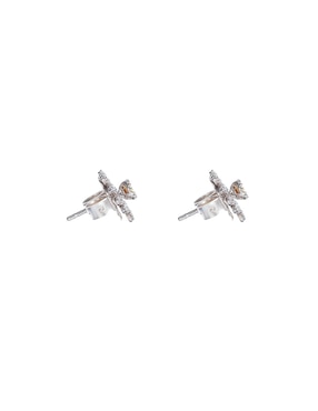 Aretes de flor Anamora Por Tanya Moss Florecer de plata P 925 con acabado plateado zirconia