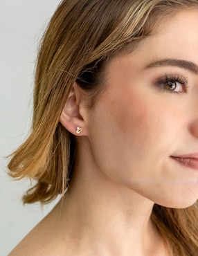 Aretes de candado Oro Angelus Tendencias con acabado baño de oro zirconia