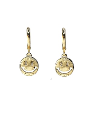 Aretes Huggies De Carita Feliz Tihó Joyería Smiley Con Acabado Chapa De Oro