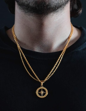Collar de estrella Cruze de baño de oro 18 K