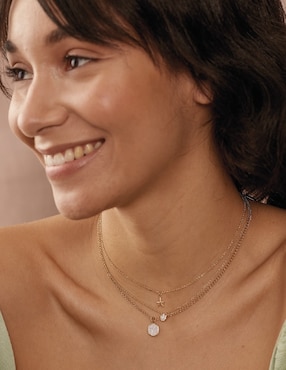Collar de estrella Apodemia Somers baño oro 18 k