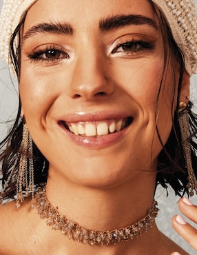 Aretes de medusa Apodemia Jellyfish con acabado baño de oro zirconia