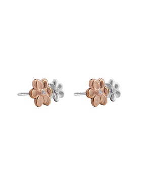 Broqueles de flor Anamora Por Tanya Moss Esenciales de plata P 925 con acabado plateado