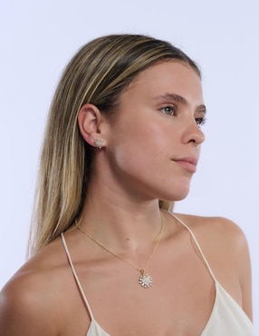 Aretes y collar de flor Luckylye baño de oro 14 K zirconia cúbica