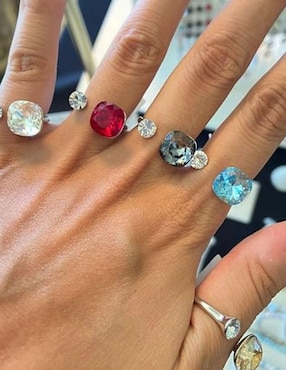 Anillo Mayfer Joyería Roma cristal brillante