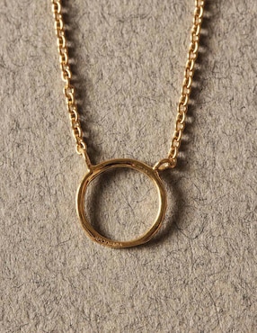 Collar circular Apodemia Humpback baño de oro18 k