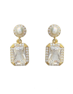 Aretes cuadrados Sofia Blum de plata P 925 con acabado chapa de oro perla