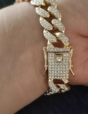 Brazalete Maria Almudena 18 K con acabado brillante