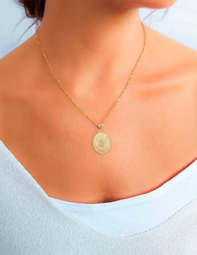 Collar con dije ovalado Oro Angelus