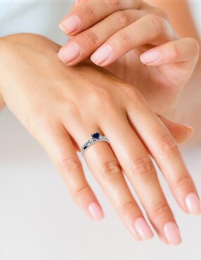 Anillo de corazón Amelie Joyas 14 k de oro zirconia brillante