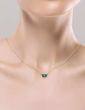 Collar con dije ovalado Amelie Joyas de oro 14 K