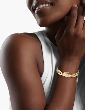 Brazalete Lacoste Crocodile con acabado pulido