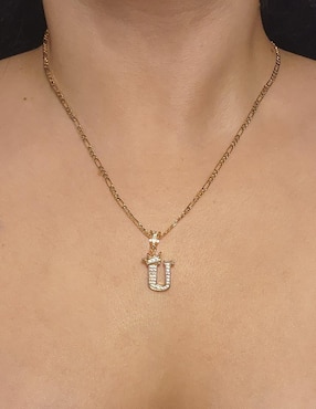 Collar con dije de letra u Moon Letras de oro laminado 10 K