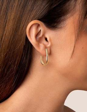 Aretes cortos media luna Singularu Aro Aby 18 k con acabado baño de oro
